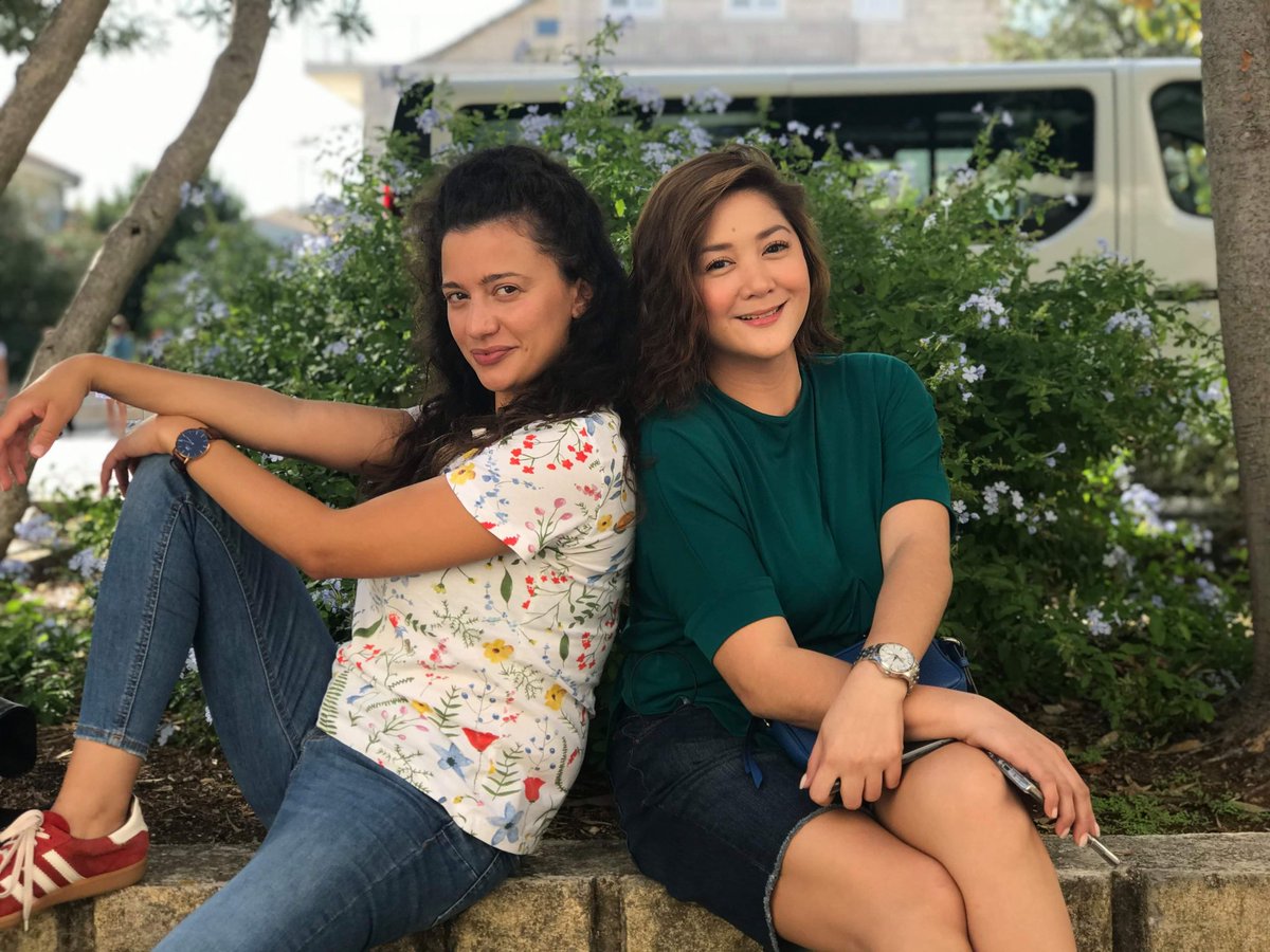 Cccasting1's tweet photo. #zoranakaciccatipovic and #katrinasantos ❤️❤️❤️

#LizQuen #MakeItWithYou #MakeHopiaWithYou #MakePuddingWithYou #MakeItHappenWithYou #MakeItRight #LizaSoberano #EnriqueGil #FumiyaSankai https://t.co/UyHTTFFN3b