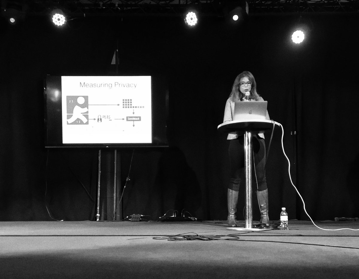 lirisDRIM's tweet photo. Sonia Ben Mokhtar a fait une présentation au #P2P festival sur la Protection de la vie privée dans les systèmes en ligne ! Accédez aux slides:  https://t.co/u6GRRwD3Kz #p2pfestival https://t.co/8wWBPD6dkq