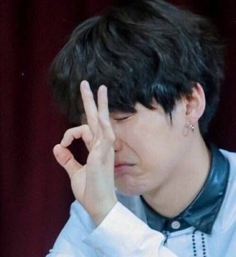 nnesstae's tweet photo. Me after watching #BLACKSWAN💜💜💜 https://t.co/TRfGOO6skv