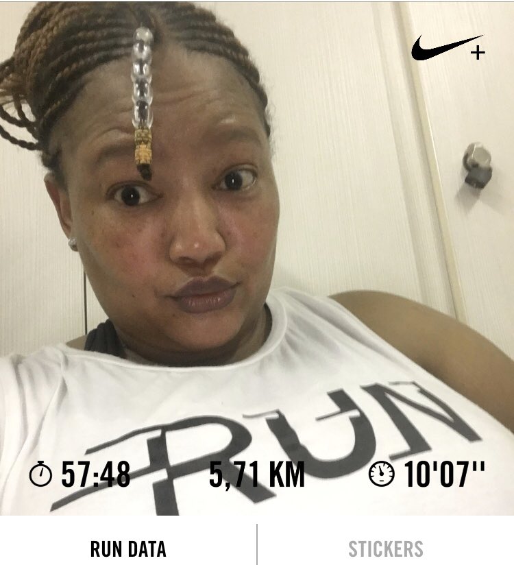 PhetlhuLorato's tweet photo. @MohauHlonyana Forgot to report back this morning #Morningglorydone #PinkCheeksDontlie #EvenMyTshirtGaveMeNoChoice #90DaysWithoutSugar #ShemRunningEThataHleng😭😭😭😭😭 https://t.co/qTQLCVCQl2