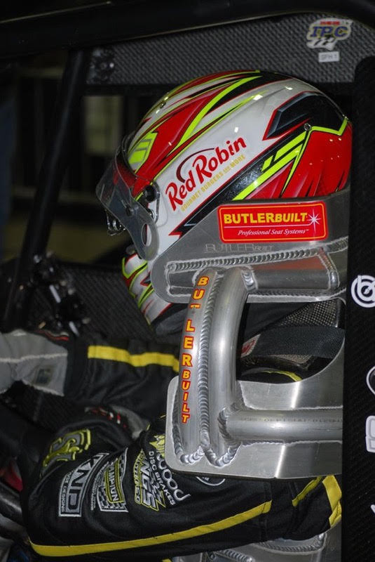 RedRobinRacing's tweet image. .@RyanSmithRacing strapped in on @cbnationals Thursday qualifying night #bottomlessfun 🏁🏁

📸 Deb Smith