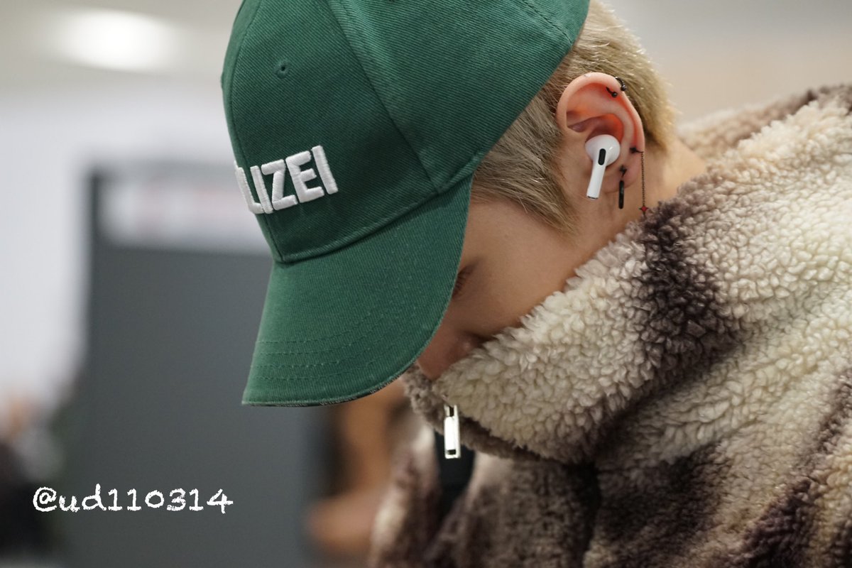 ud110314's tweet photo. 200117 GMP

#태용 #TAEYONG #テヨン 
#NCT #NCT127 https://t.co/olt3aOZyKW