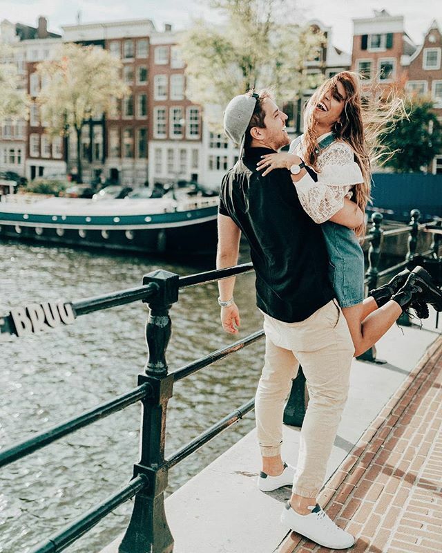 Hotel2Stay's tweet photo. That Friday feeling got us like... 😍 Happy Friday to you all! 🥳💓 https://t.co/hgwTbhlN7q https://t.co/NvMGZEJ8Ba