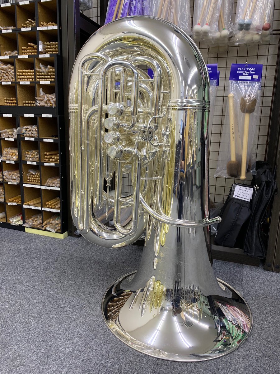 クロスターミュージック 展示楽器紹介 Eastman Tuba 世界中に衝撃を与えるきっかけとなったチューバ Ebc6 ヨークのコピーとして高いクオリティを持つといわれるヤマハycb 6sをベースに作られているモデルです ぜひ体感してください