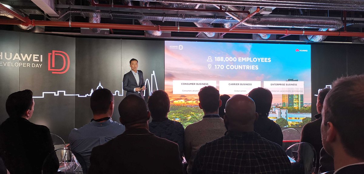 RedCLondon's tweet photo. A massive thank you to @Huawei for inviting the Red C team to the #HuaweiDeveloperDay yesterday!
Some great industry insights offered by @HuaweiMobile as they introduced their development plans for 2020 and exciting new technologies! #Huawei #innovation #tech #developers https://t.co/SwBbmHrexd