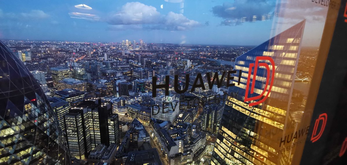 RedCLondon's tweet photo. A massive thank you to @Huawei for inviting the Red C team to the #HuaweiDeveloperDay yesterday!
Some great industry insights offered by @HuaweiMobile as they introduced their development plans for 2020 and exciting new technologies! #Huawei #innovation #tech #developers https://t.co/SwBbmHrexd