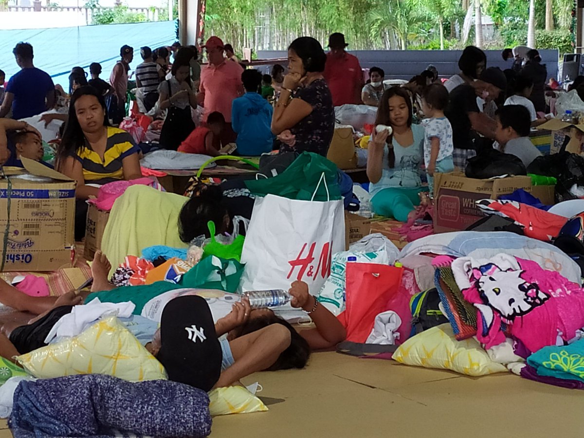 D_RB_Guild's tweet photo. First evacuation center that we deliver the supply is Padre Pio Shrine,  Sto. Tomas,  Batangas. Thank you so much @MustacheTommy @CryptoStache @shariq911 #SolidRedTeam 
#StandWithThePeopleOfThePhilippines🇵🇭❤ https://t.co/CSmP2TomJr