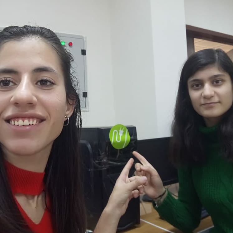 nextgenceee's tweet photo. Batman Cumhuriyet MTAL öğrencileri enerjiyi verimli kullanıyor.Ya siz?
#nextgenceee #emojichallenge #elektriklicihazlar #cephe #ısıtmavesoğutmasistemleri #aydınlatma#yenilenebilirenerjiteknolojileri #yeninesilyakıngelecek #yereldeenerjiverimliliğiliderleri @ceee_ecem @IsDBEngage https://t.co/xGcB2AszvI