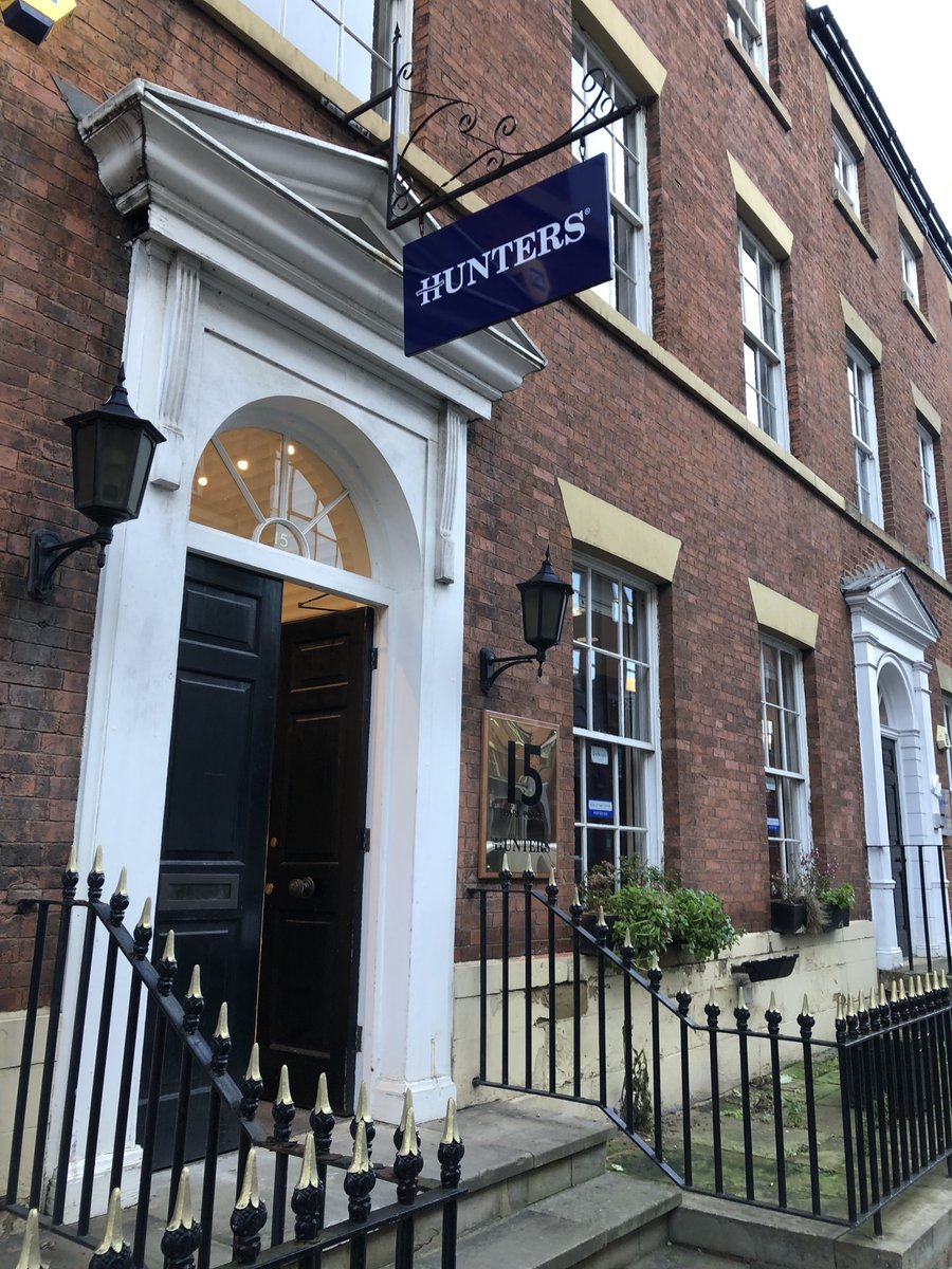 HarrisonsSigns's tweet photo. The final flourishes of any business premises make the world of difference. 

@HarrisonsSigns are dedicated to perfecting all our customers' sites with the highest quality finishing touches! 🖌️

How nice does this branch of @HuntersLettings look with our plaque &amp; hanging sign? 😍 https://t.co/KcP2ZylnZo