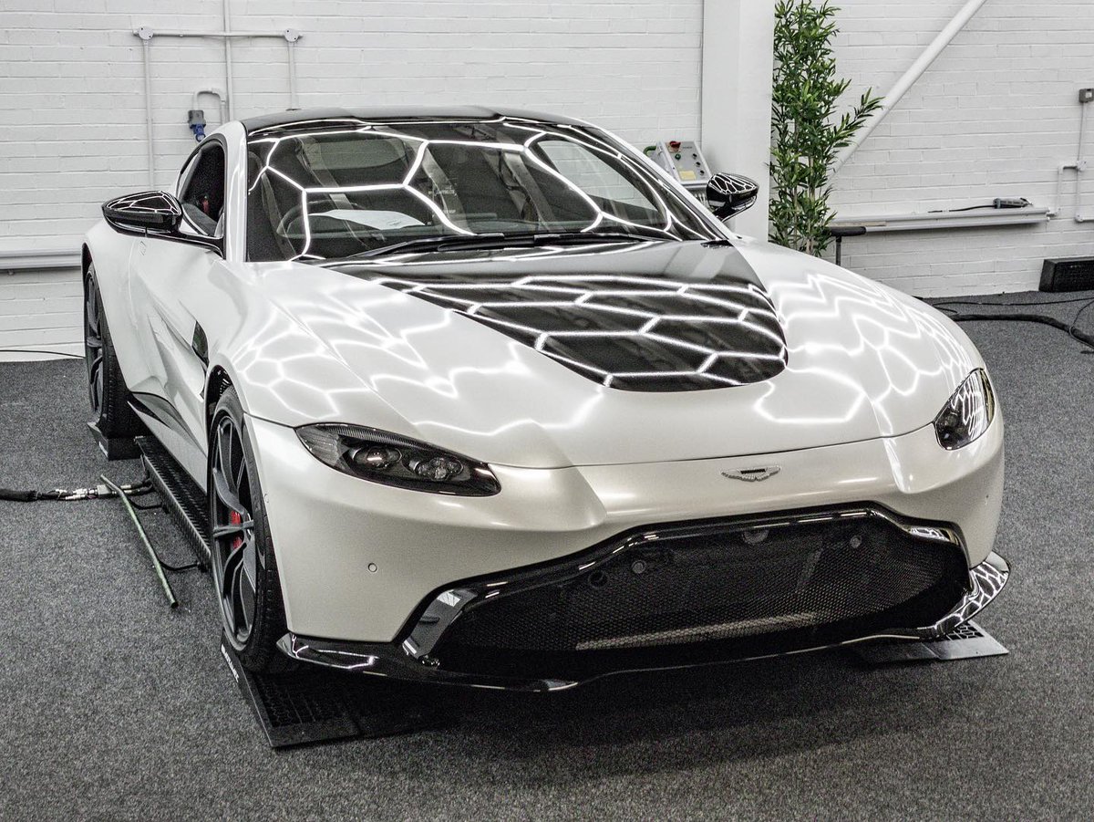 A full colour change wrap including door shuts &amp; returns in <a href="/ORAFOL_Americas/">ORAFOL Americas</a> Crystal White with contrasting hood section in gloss black! 🖤
•
To finish we added <a href="/GYEONQuartzSA/">GYEON quartz SA</a> ceramic coating, not only ensuring added protection &amp; longevity but also enhancing the gloss finish 💯