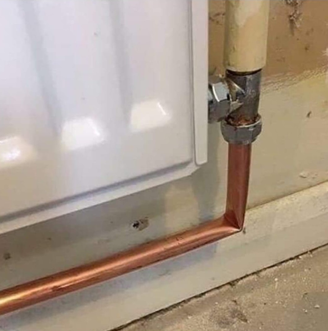 SandfordLtd's tweet photo. Friday humour :) 

@onthetoolstv 
#DIY #constructionuk #builders #engineers #plumbers #electricians #humour #spotted https://t.co/13jwbW4NiS