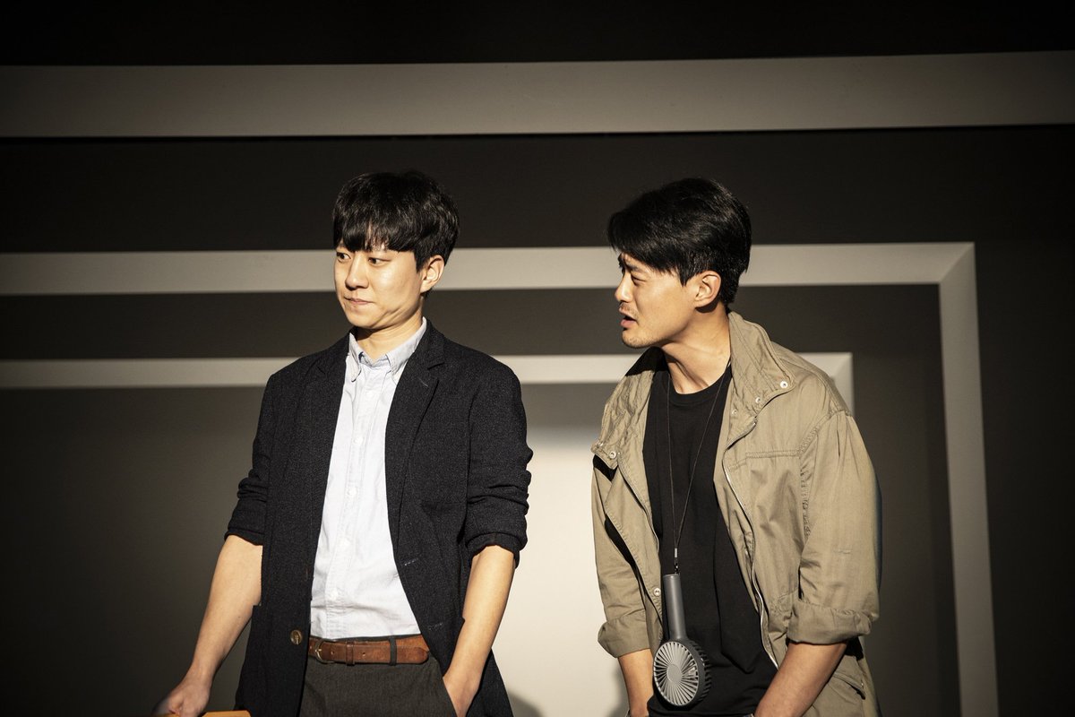 ichungwoo's tweet photo. <���자는 울지 않는다> 
이제 단 3회 공연이 남았습니다. 

보러 와 주신, 
보러 와 주실 관객님들 감사합니다. 🙏🏻
마지막공연 까지 최선을 다 하겠습니다. 
1월 19일까지 극장에서 뵙겠습니다. 

#여자는울지않는다 #극단청우 #이보람작가 https://t.co/5hlCqbtJl7