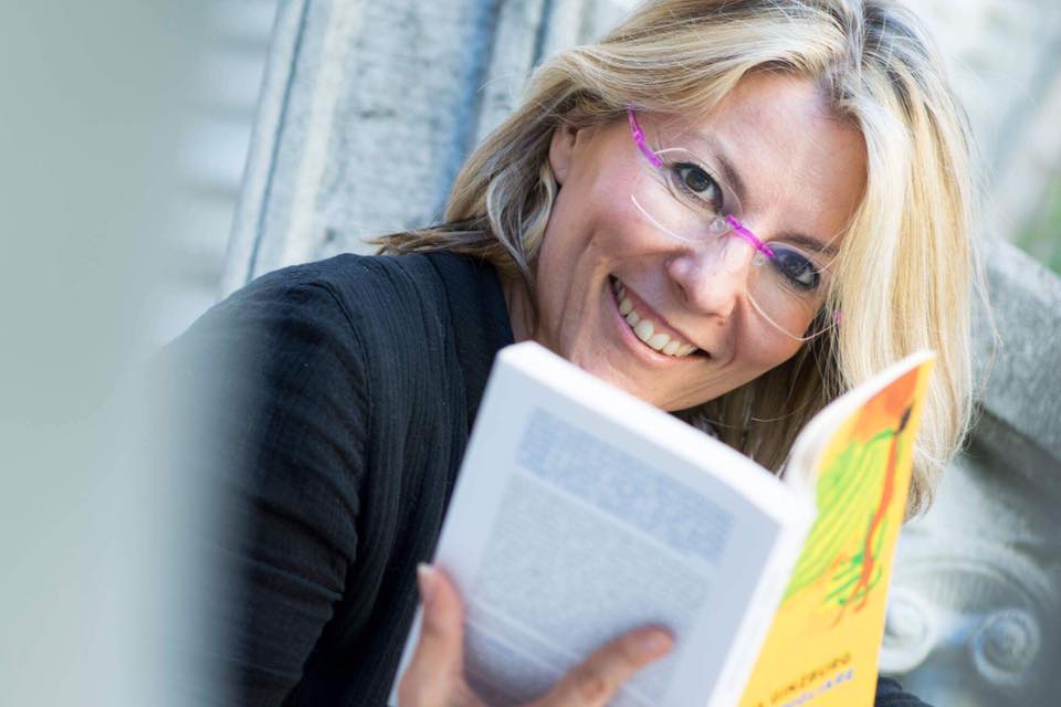 📖 Scopri i nostri corsi con la pluripremiata scrittrice <a href="/SaraRattaro/">Sara Rattaro</a>.
Scrittura Creativa 👇
bit.ly/ScritturaCreat…
Didattica della Scrittura Creativa 👇
bit.ly/Didattica_Ratt…
Esercizi di Scrittura Creativa 👇
bit.ly/rattaro-eserci…