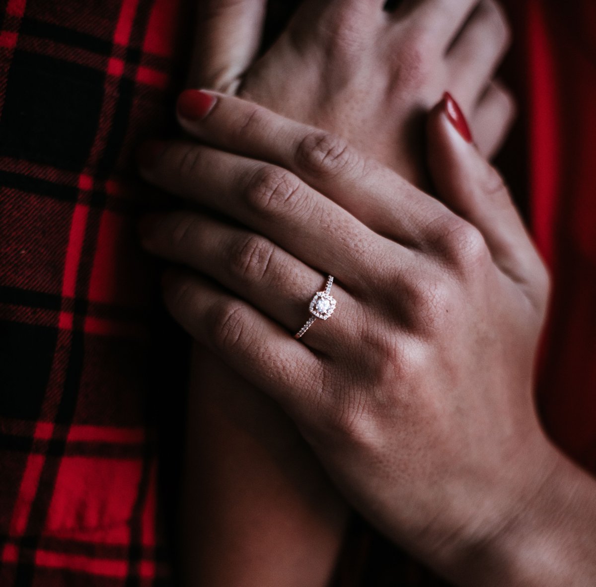 sylveralondon's tweet photo. Tag us in your special moments. https://t.co/thvjwBGCnA
#LondonDE #bespokeservice #bespokejewellery #diamonds #diamond #bespokering #bespokeengagementring #HattonGardenJewellery #engagementring #engagement #proposal #squarecut #squarecutring #squarecutdiamond #HattonGardenGems https://t.co/7oN0Xss67Q