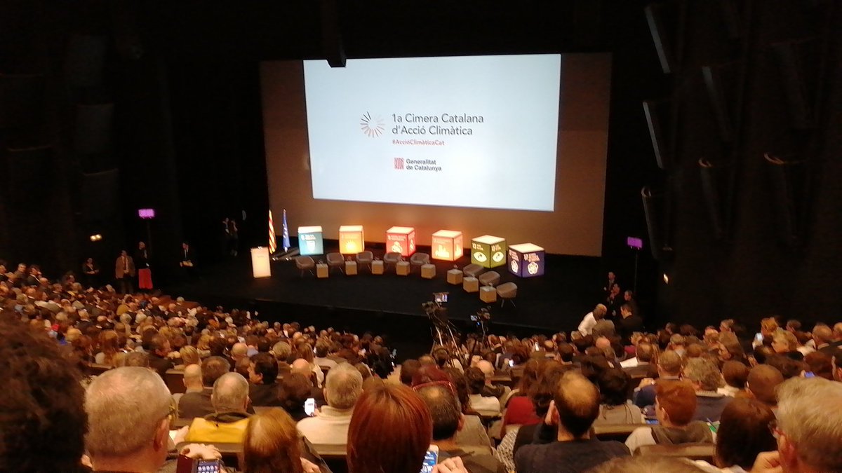 A punt de començar la 1a Cimera Catalana #AccioClimaticaCat