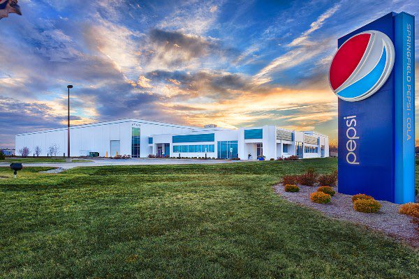 SelectDesignLtd's tweet image. Congrats to our friends at @PepsiCo who announced they will use 100% renewable electricity for its US operations starting this year as part of its goal to slash 20% of its greenhouse gas emissions by 2030. Go green!