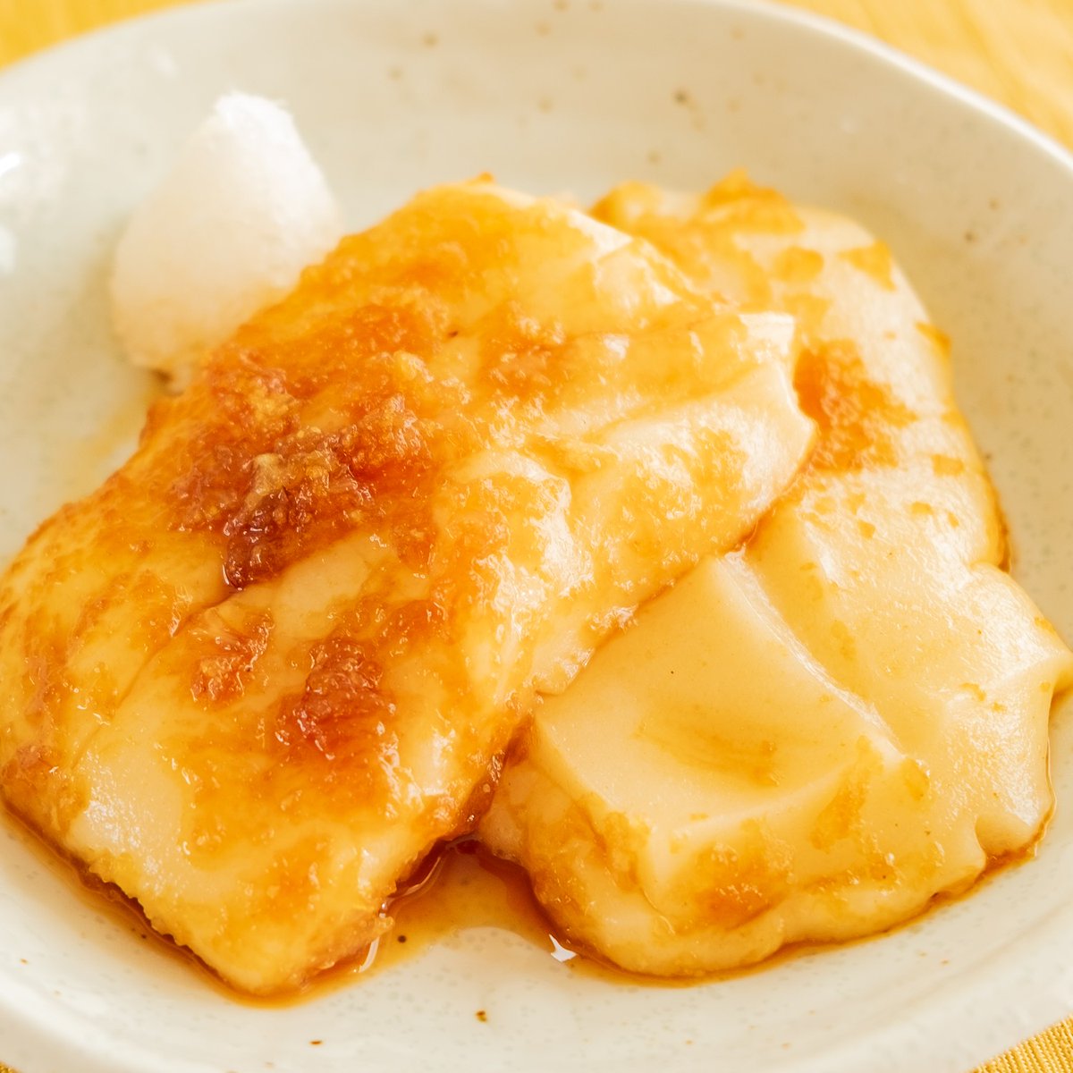 nyusanginger's tweet photo. お正月の残りの餅で作った残り物料理！

『乳酸ジンジャー大根おろし餅』
https://t.co/2aHM1cLKcB

#餅 #残り物 #切り餅 https://t.co/FoC2iPgsGZ