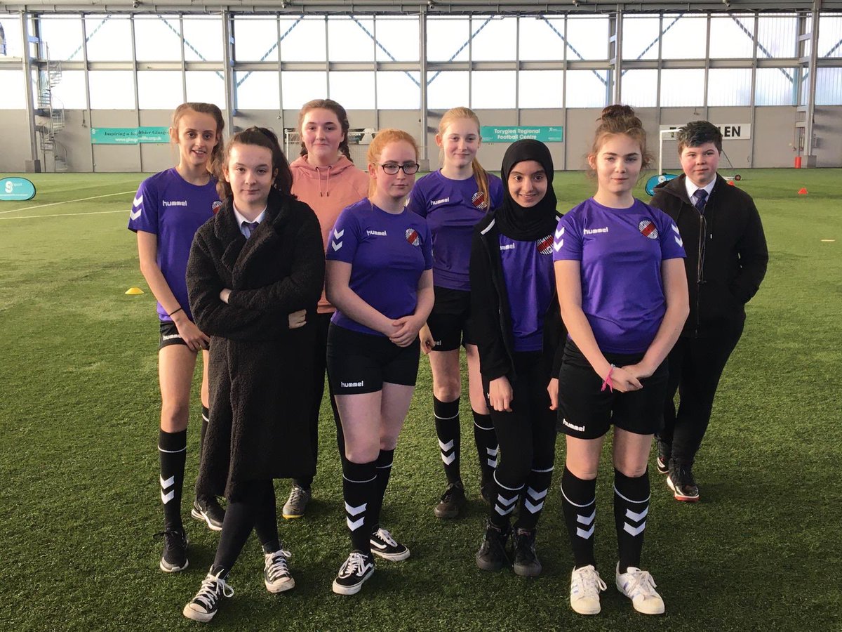 RosshallAcademy's tweet image. Reading The Game Final Event is underway at Toryglen⚽️✨ Girls and Boys teams have been presented with the strips they designed and are getting warmed up for games 💪🏼