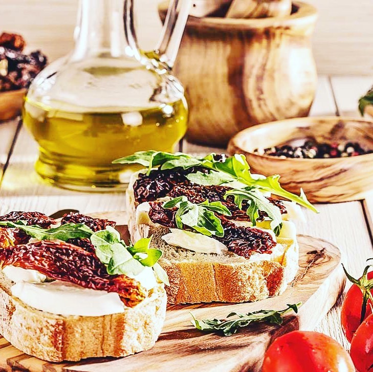 If you've decided to take up #veganuary, why not give the Mediternnean Diet a go? Typically, those on a Mediterranean Diet will eat around nine servings of fruit and vegetables each day which delivers an array of antioxidants to fight disease, and we follow this ethos VFY.