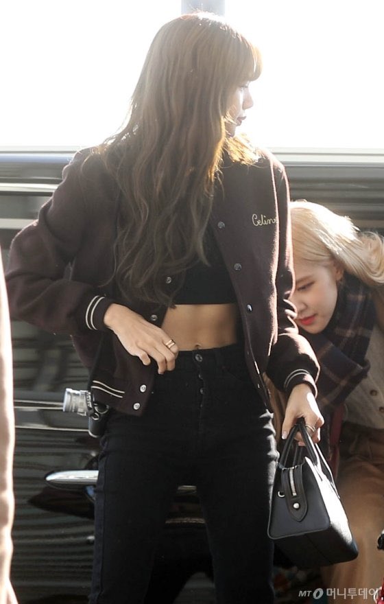 200113ICN (SK)  JAKARTAFt. Lisa's ABS  #리사  #ลิซ่า  #LISA  #BLACKPINK