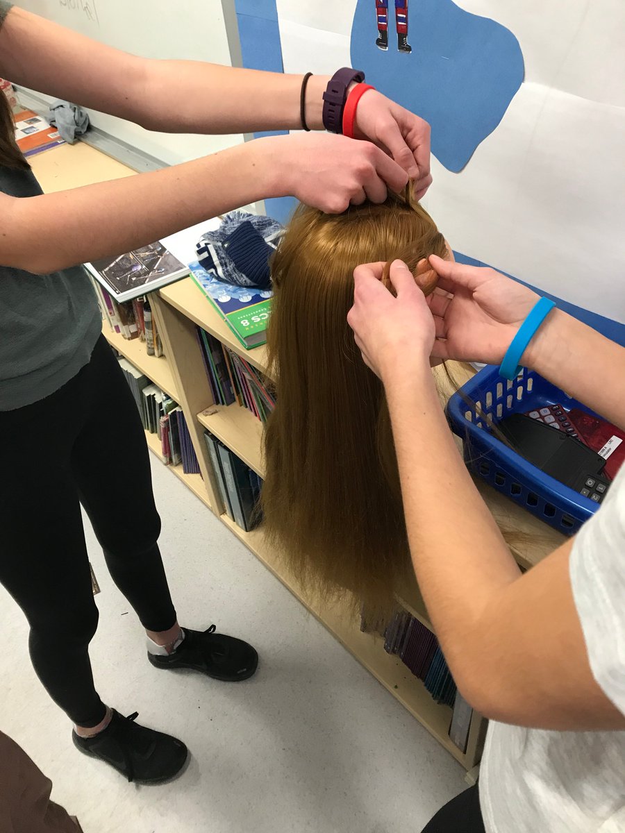 JenMTomlin's tweet photo. Had a great time with intermediate students @WestmountPS exploring skilled trades.  It's important to 'try something on' &amp; reflect about which sectors 'fit' (or not!).  #skilledtrades @kprschools #kprconnects #pathways https://t.co/be85fApFLV