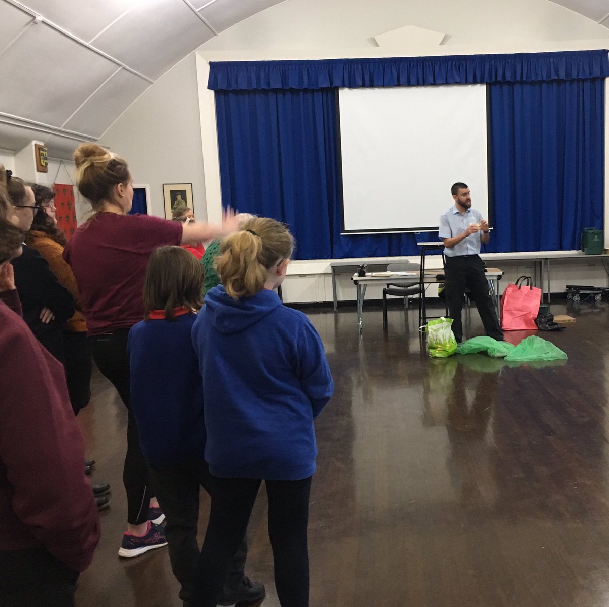 sketty_primary's tweet photo. #HealthySchoolReps #Recycling @SwanseaCouncil #DillyDragons #BigIntergenerationalConversation #LifeSurvivalAndDevelopment #PeopleSpeakUp @Recycle4Swansea #Article3 #Article6 #Article12 #Article15 #Article24 #Article27 #Article28 #Article29 #Article31 @SarahHooke @childcomwales https://t.co/WM2U8ahLCS