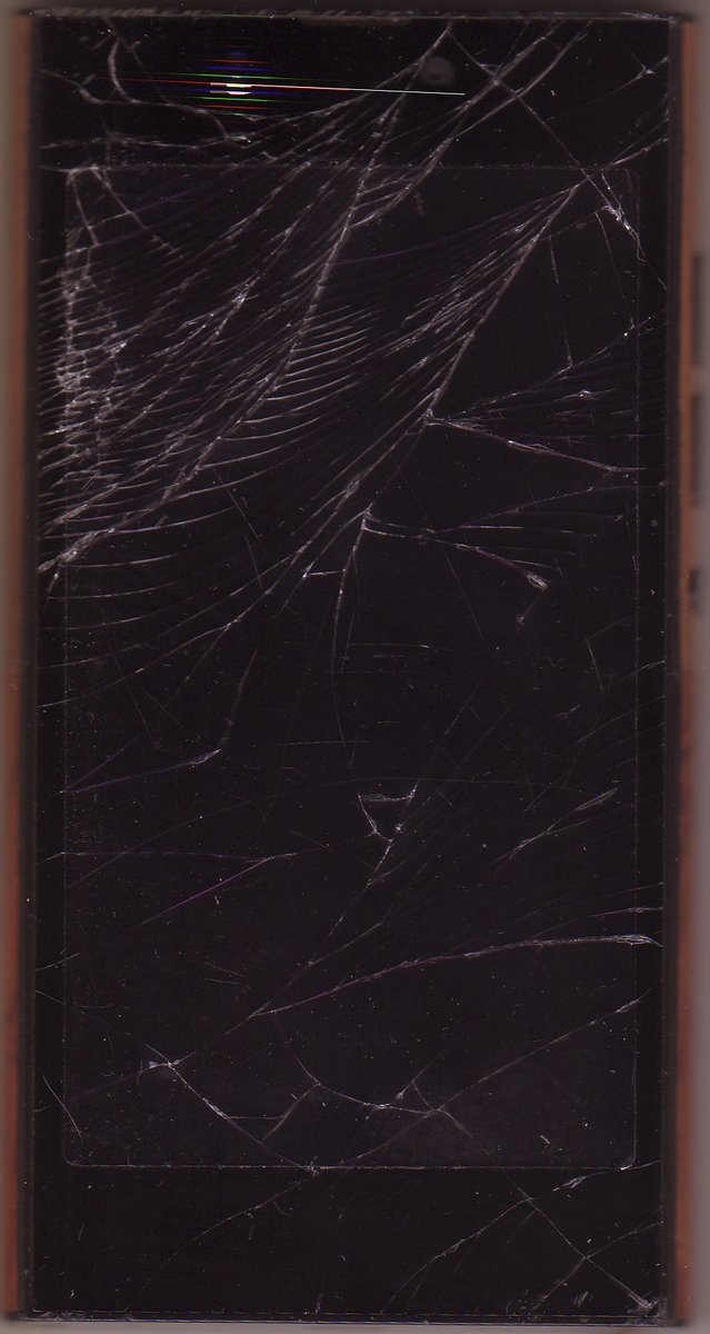 noroi_amano's tweet image. #Windows10mobile　#NuAnsNEO　#落下
バッキバキやぞ！