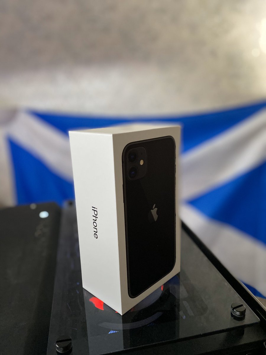 kysxe's tweet image. Don't try to tell me that I don't listen