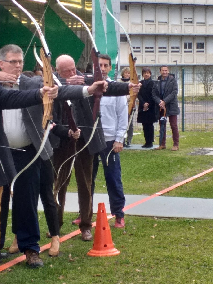 Inauguration du complexe multisports tir à l'arc du <a href="/creps_bordeaux/">CREPS-bordeaux</a> à Talence. La Région <a href="/NvelleAquitaine/">Nouvelle-Aquitaine</a> est propriétaire du patrimoine immobilier du <a href="/creps_bordeaux/">CREPS-bordeaux</a> et de <a href="/CREPS86/">CREPS de Poitiers</a> cc <a href="/NathalieLanzi/">Nathalie Lanzi</a> <a href="/FFTiralArc/">Fédération Française de Tir à l'Arc</a> <a href="/VilledeTalence/">Ville de Talence</a>