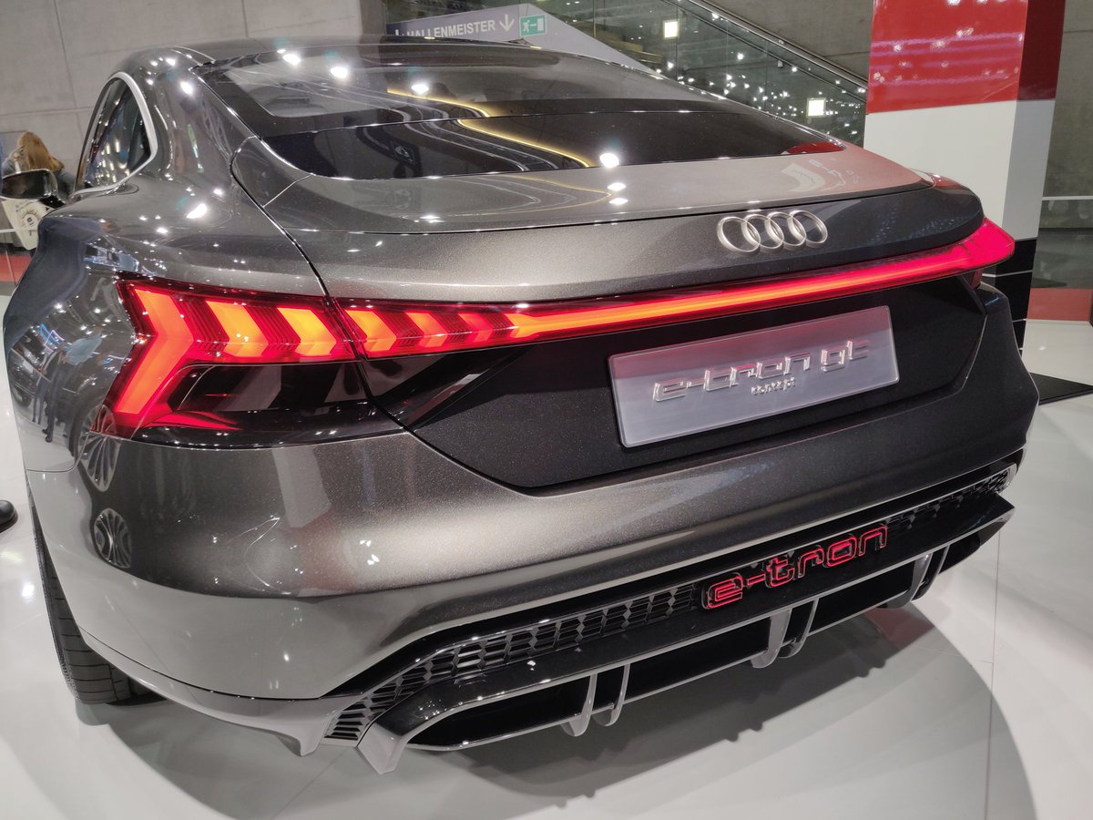 TeslaWolfy's tweet photo. #Audi #Etron GT Concept at the #ViennaAutoShow. 95 kWh about 500 HP. unfortunately locked. sadly no rearview cameras but mirrors. apparently on the market end of 2020. we will see their production capacity. https://t.co/4Hp7tSfHu5