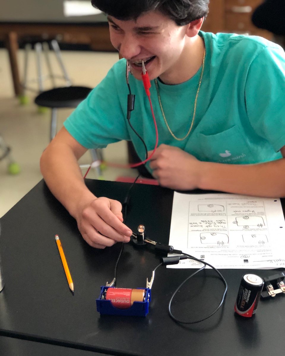 thurston_mrs's tweet photo. My 8th graders are currently in their #electricity unit! To introduce circuits I used one of my favorite resources @PhETsims which easily brings the learning to life!! Then I gave them supplies to build their own circuit, and yes one kid made one with his braces! #scienceteacher https://t.co/DmDJupciYt