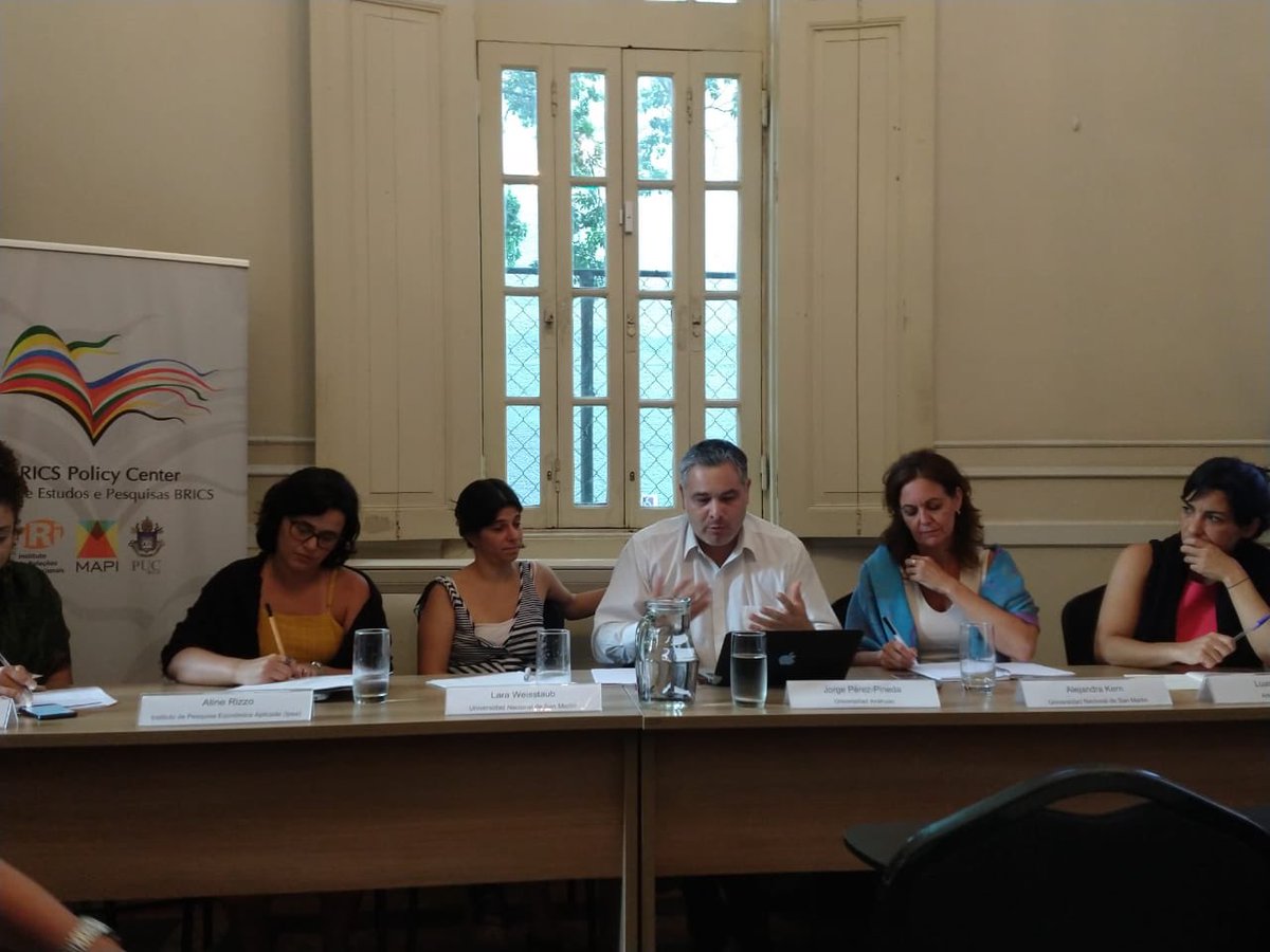 JorgeAPerezP's tweet photo. Thanks to the @BRICSPolicy for the invitation to the round table on M&E of South-South & Triangular Cooperation in Latin America. Sharing with great colleagues. New things to come @NeST_SSC #CSSTr #SSTrC #NestLATAM @AMEXCID @SEGIBdigital @RIS_NewDelhi @DIE_GDI @esteves_paulo https://t.co/Hc7gdNZaYW