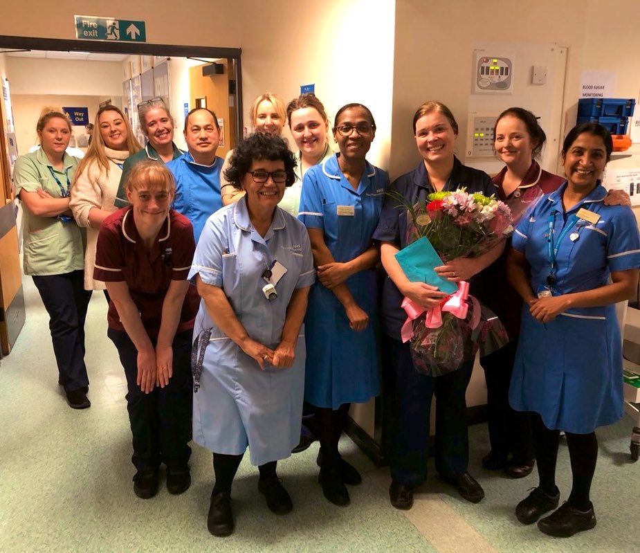 _Bex76's tweet photo. I’ve composed my self! To some extent😳 I’m so proud of the team @2Tdau. ⚠️ i look pretty shocking on the pics. What a wonderful surprise to see @4_trafford  2 Thankyou to all that have shown care &amp; compassion @TraffordHosp 🥰 Thankyou for being you 😘 love you x https://t.co/14HGF121Lc