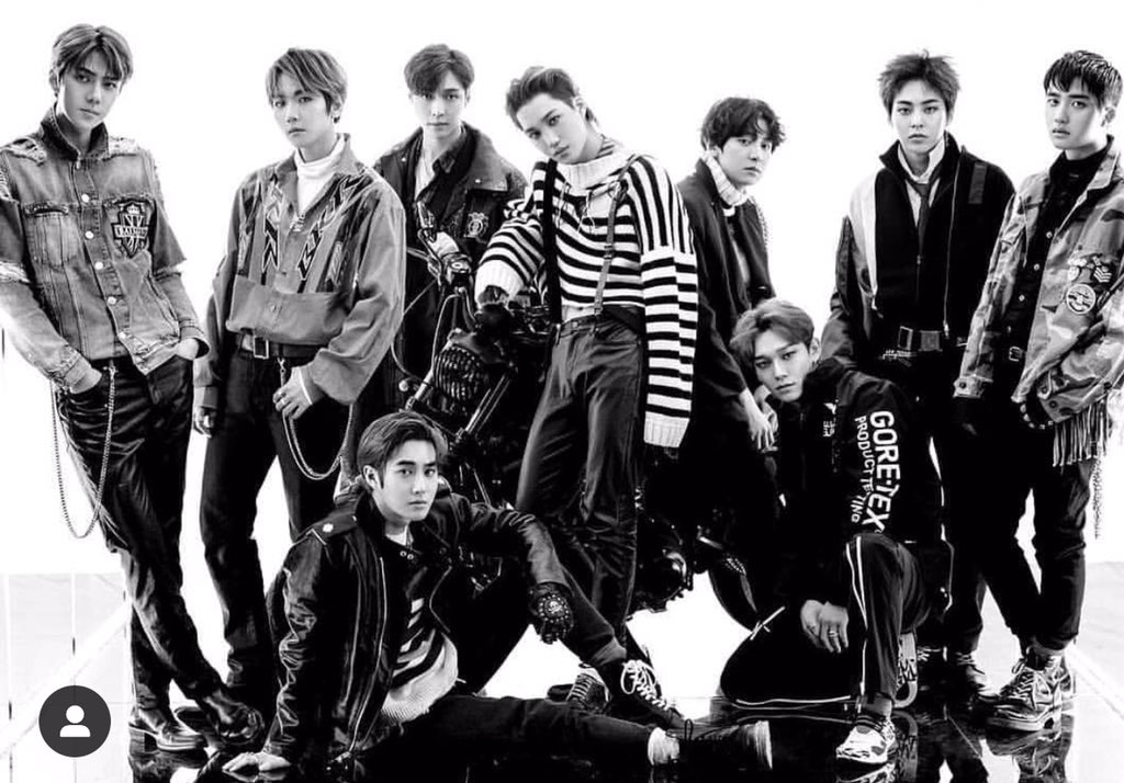 phyu_4's tweet photo. Please let’s be united 🥺 
Most important they are happy 
if they are happy , we will be happy too 🙆‍♀️💖 
So,We will protect EXO and Chen ❤️
 Let’s all love them more 🥰

#SM_PROTECT_EXO9 https://t.co/bShoZScBpC