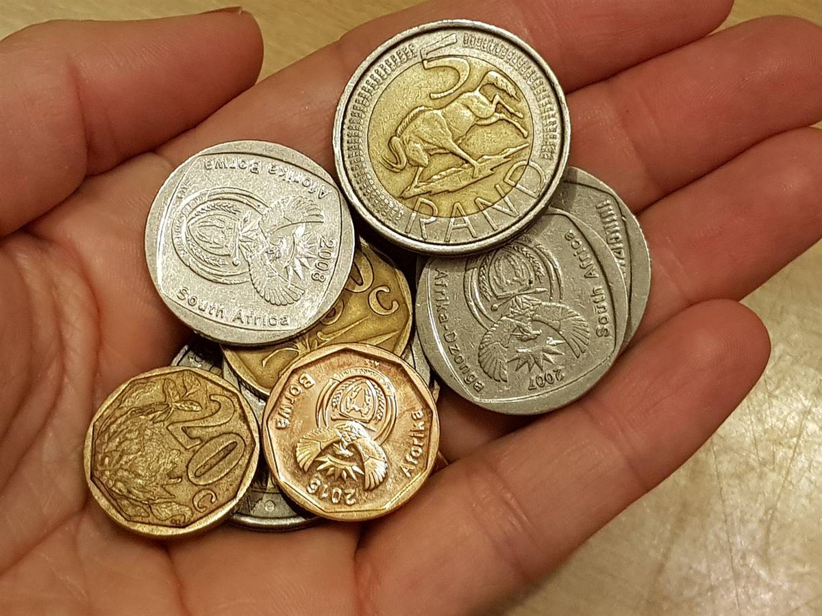 LinkupRsa's tweet photo. With #linkup Januworry status will change #WithMyBankBalance as your online presence possesses value that deserves #Rewards , Drop your In message in my DM and get prioritized to receive link. #digitalcurrency follow @linkupfounders for more updates. https://t.co/d39cXi1PZE