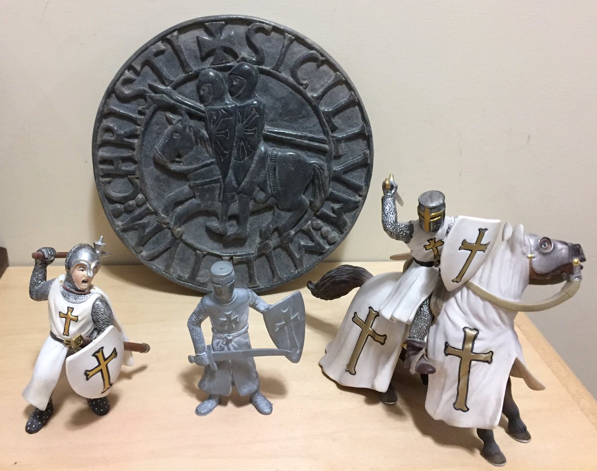 AdamKSTJ's tweet photo. #FunFactFriday ✠ Established around 1119 AD the #KnightsTemplar🛡 took a vow of poverty 💰 symbolized here on “The Seal of the Knights Templar” by 2 Knights ⚔️ on 1 Horse 🐴 https://t.co/8K22svzHNt