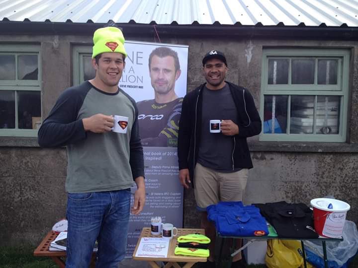 We have this great pic of <a href="/LouieMS14/">LMS1986</a> <a href="/MoseMasoe/">Mose Masoe</a> from a previous FUNdraiser for <a href="/SPFCHARITY/">SPF Charity</a> at <a href="/big_jackforster/">Jack Forster</a> farm a few years ago! Please get down to <a href="/Saints1890/">St.Helens R.F.C.</a> this Sunday and support two great men with bucket collection for Mose 👍🏻