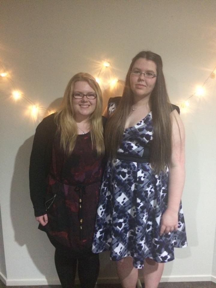 AlexisMandela69's tweet photo. @clumsyfangirl thought I’d wish you happy birthday on here. Hope 22 brings you more joy than I have when I pose for a photo with you. Love you Sam. Always proud of you https://t.co/eQVAxvrXgG