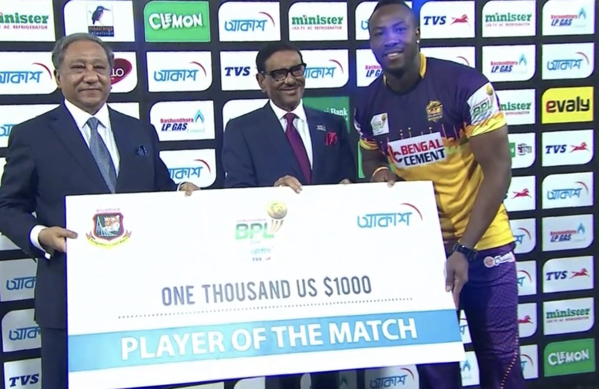 Cricket_World's tweet photo. Congratulations👏 to @RajshahiRoyals who beat @KhulnaTigersBD by 21 runs in a thrilling @Official_BPLT20 BPL Final at the Shere Bangla National Stadium, Dhaka today.
https://t.co/iR6dhOdhC6
#BBPL #KTvRR
#BPLseason7 https://t.co/H5595787Py