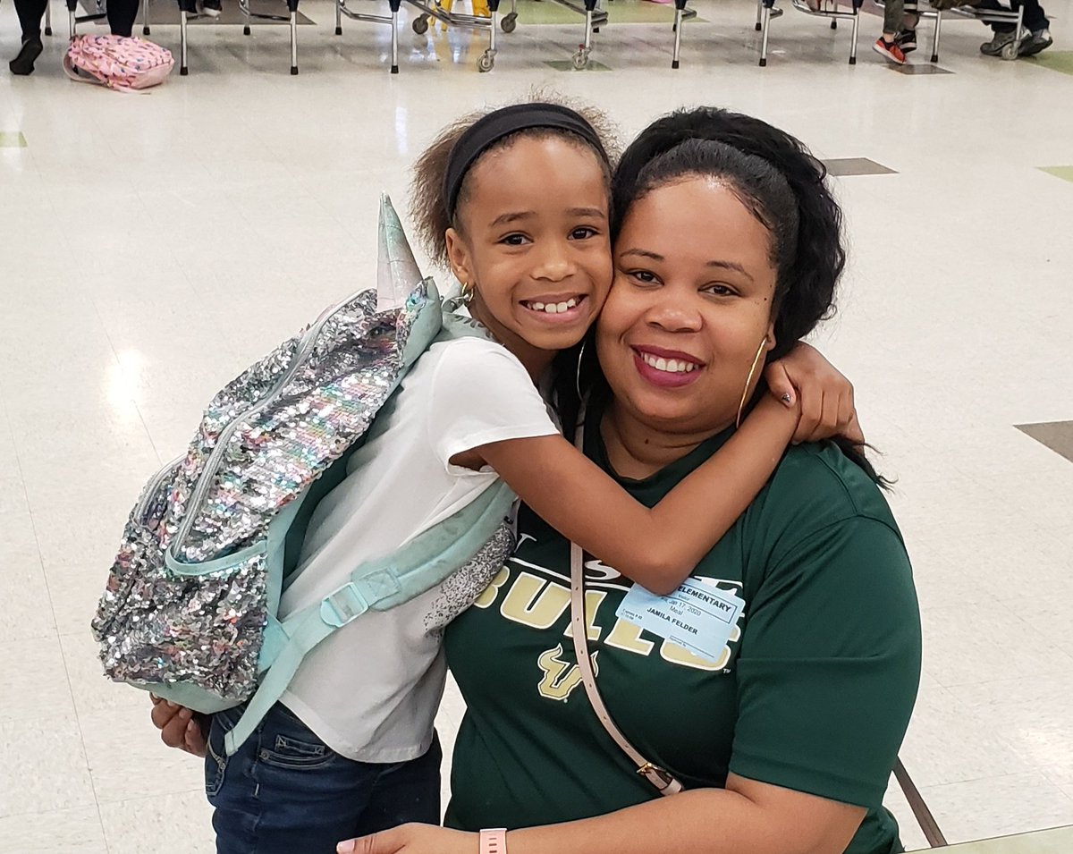 BAILEY BULLS 🐂!!! 
"DONUTS🍩☕🍩☕🍩 
with GROWN UPS" 
over 300 GUESTS SERVED!!! 
HAPPY FACES😎😃😁😀😉
Great way to end FANTASTIC Week!
<a href="/HCPSArea5/">HCPS Area 5</a> <a href="/smorrishcps/">Sharon Morris</a> <a href="/DennisJamesMayo/">Dennis Mayo</a> <a href="/hcpsBailey/">Bailey Elementary</a> <a href="/CarValdez74/">Caroline Valdez</a> <a href="/KWillis_SDHC/">Kristin Willis</a>