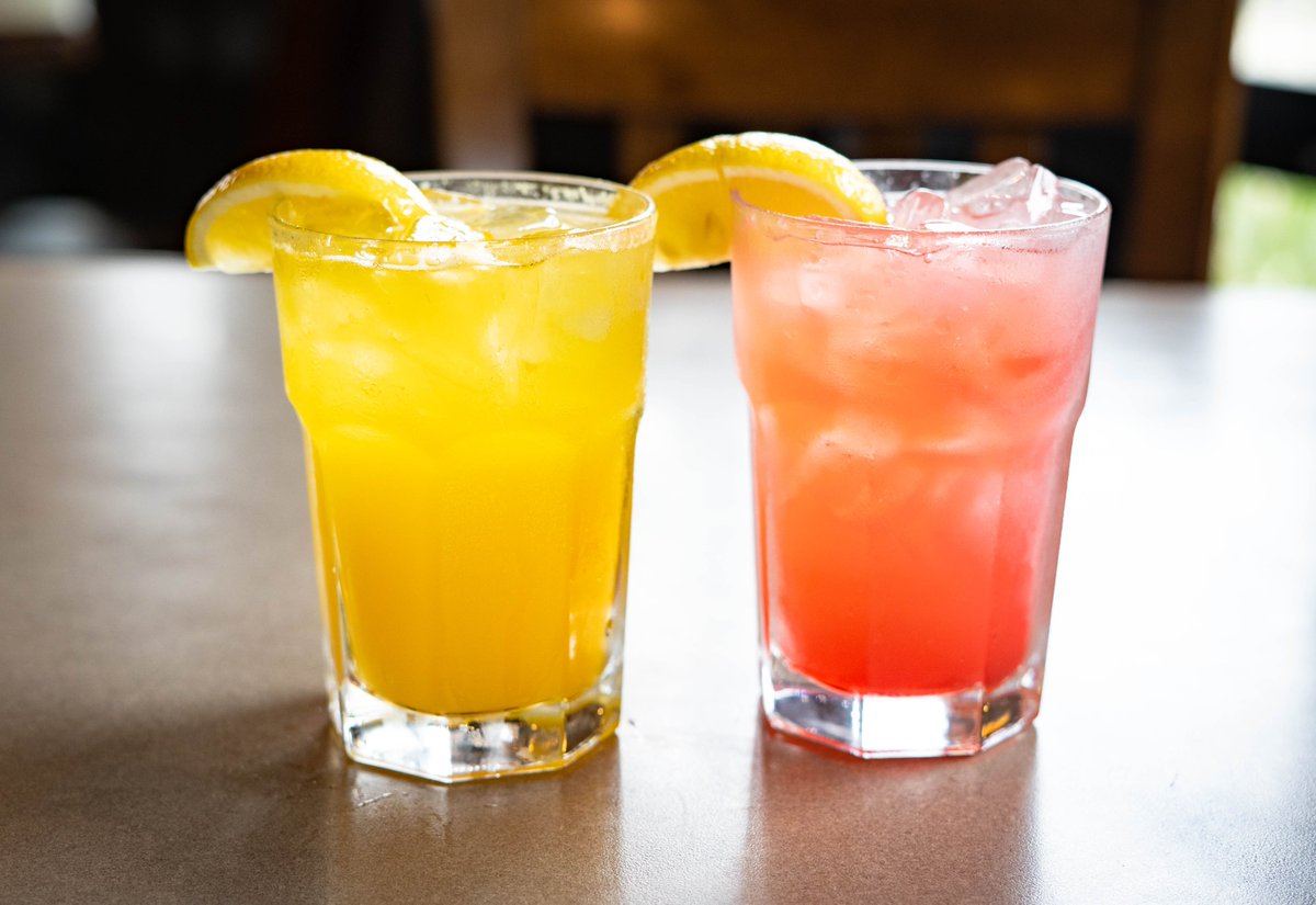 Pluckers's tweet photo. NEW DRINKS: Mango Tango and Boozeberry https://t.co/YQvzNYcpV9
