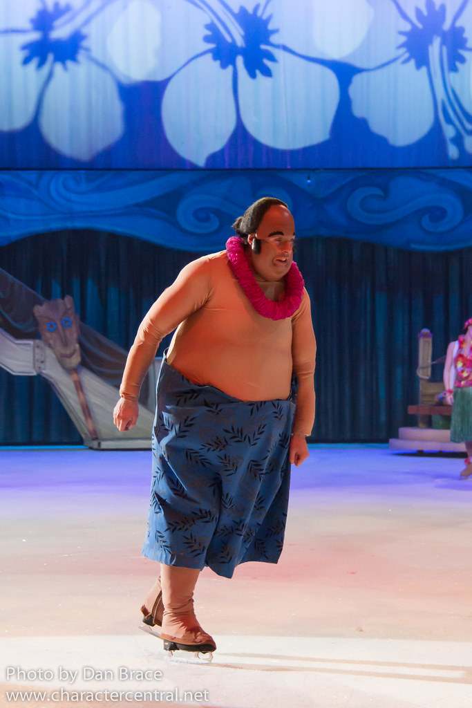 Lilo & Stitch graced us with a bunch of shirtless males, from Moses to the Ice Cream Guy, but when Moses was translated into Disney On Ice... well... ummm... this happened.