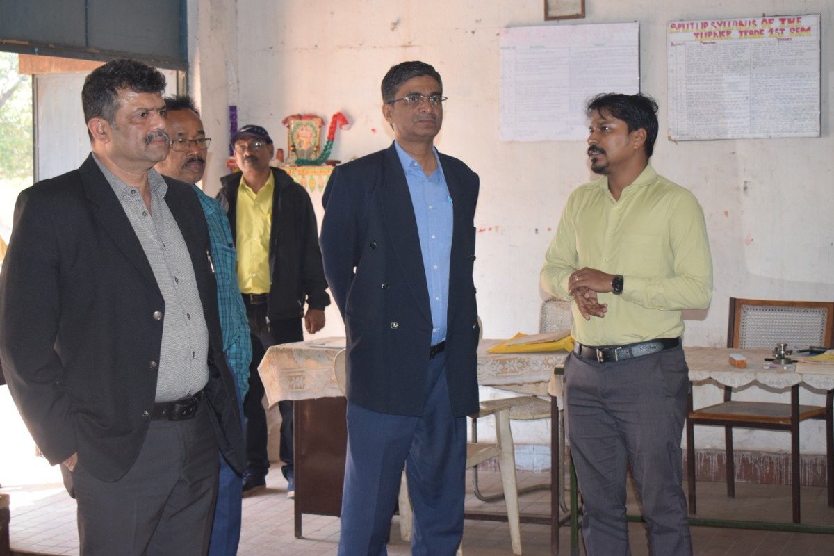 GOVT_ITI_RKL's tweet photo. IMC chairman visit to Govt ITI Rourkela on 17.01.2020 https://t.co/wcUQ7wzFtX