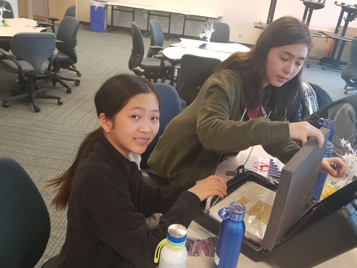lindsayakmartin's tweet photo. IBM Canada Lab's #stem P.A. Day camp is in full swing with ice cream making, snap circuits, and Ozobots! #ibmkids https://t.co/xdTO7a4rjy