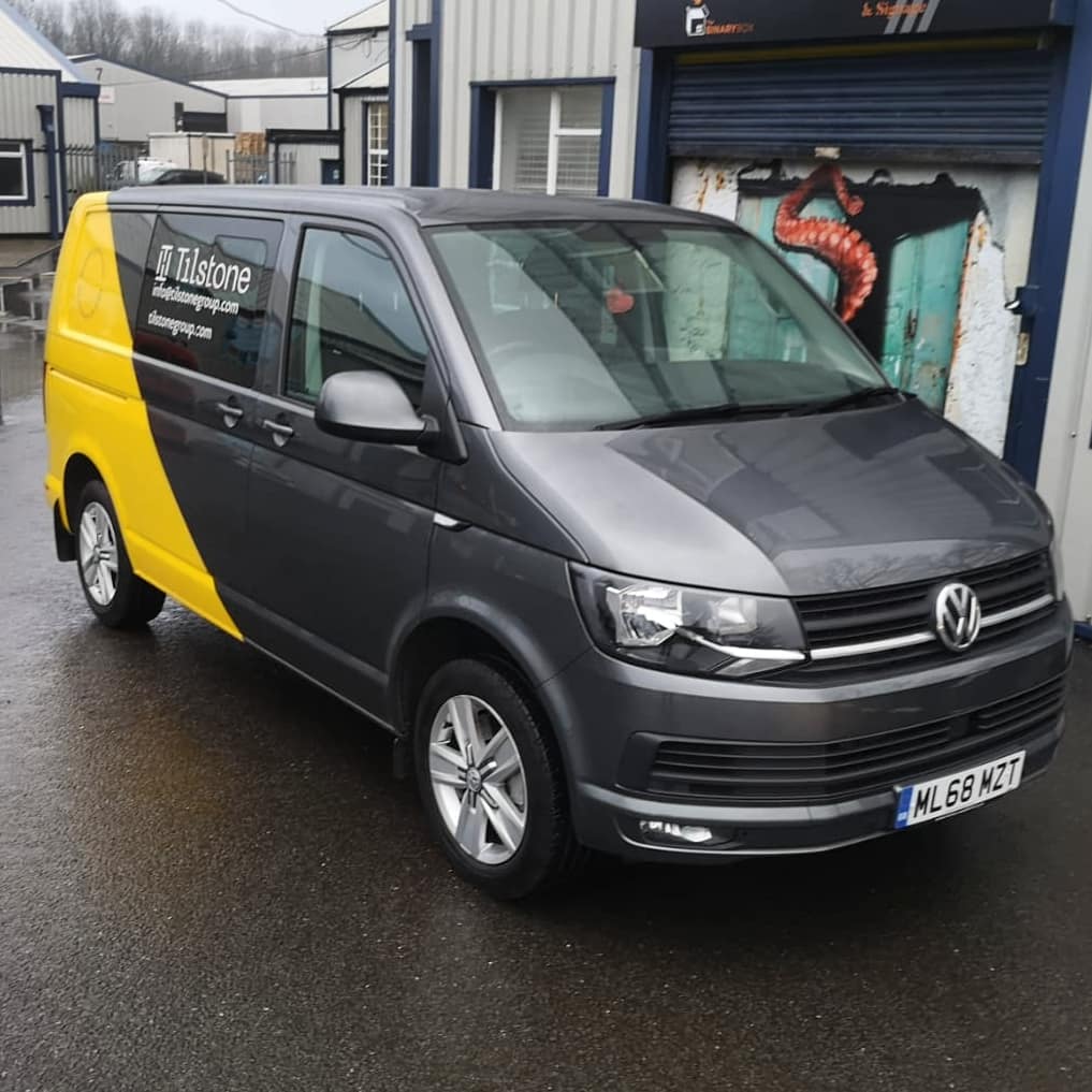 thebinarybox's tweet photo. 🚐 That's a Wrap 🚐

In collaboration with @wearedawn, this is the first of a fleet of wraps for Tilstone Construction.

What do you think?
#itsawrap #vehiclelivery #vehiclebranding #vehiclegraphics #vehiclewrap #wraplife #wrapgamestrong #vw #transporter #manchester #thebinarybox https://t.co/I8y9Aw6BKJ