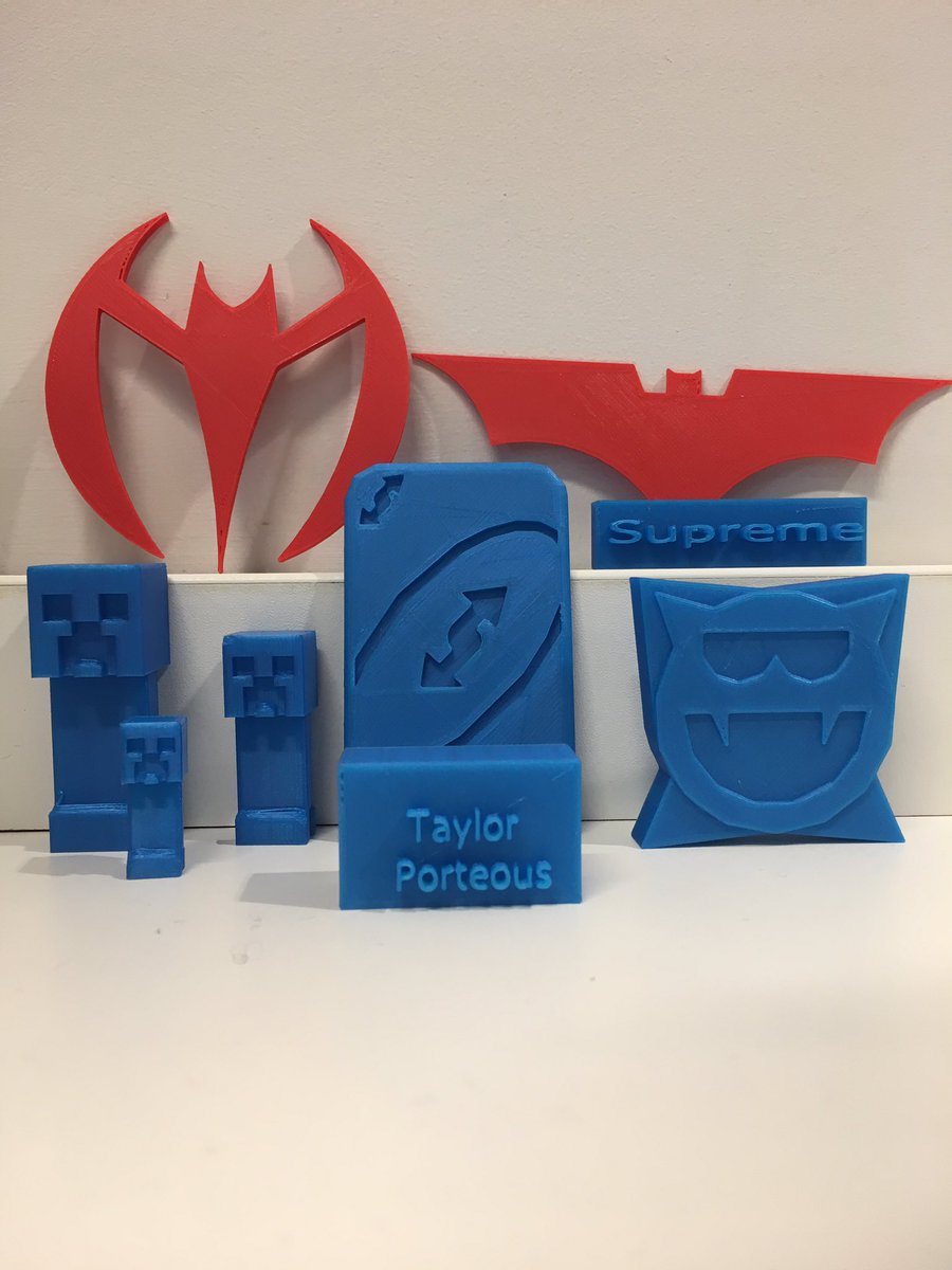 ClydeValleyDT's tweet photo. Pupils and staff @ClydeValleyHS loving some of the experimental creations made by our new 3D printer this week. Really positive reaction from pupils in DT, most of whom have been impressed and mesmerised by this impressive machine. #enhancingthecurriculum #digitallearning https://t.co/alBzI87zbj