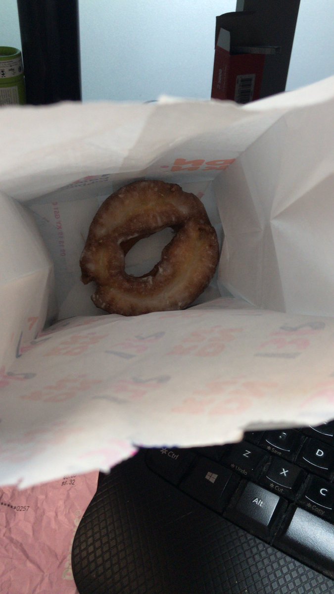 Klags25's tweet photo. @dunkindonuts was just at your Foothill Ranch location and last time I checked this wasn’t a bacon, egg, and cheese. #dunkindonuts #gotmyorderwrong #wow https://t.co/m4PNKvxBrB