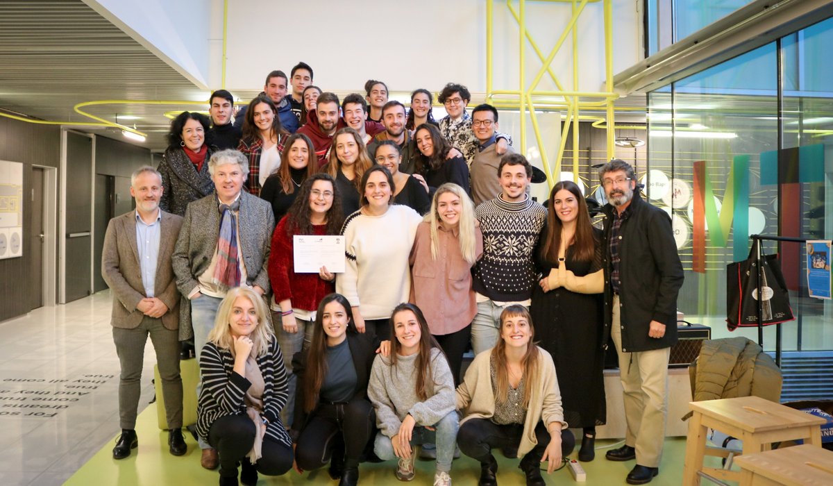MUnibertsitatea's tweet photo. @MondragonTA @Enpresagintza @MU_gep @Huhezi @bculinary @euTUlankide @gaztenpresa @isea_scoop @euMONDRAGON @jonaltunairaola Aurkeztutako bost proiektuek ikuspuntu berritzaile eta sozial nabarmena izan dute, zorionak guztiei egindako lanagatik! #LearningFromReality #ChangemakerLab https://t.co/N9QkAYLQXa