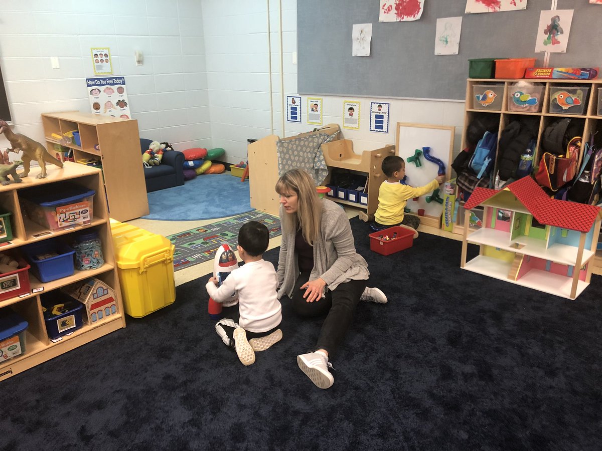 rivergrove85_5's tweet photo. The FIRST DAY of Preschool for All at River Grove School!! We are so happy to welcome our tiniest #rgroyals today ❤️!! What a wonderful opportunity for the #WeAreRG community https://t.co/RoGjJf1n4K