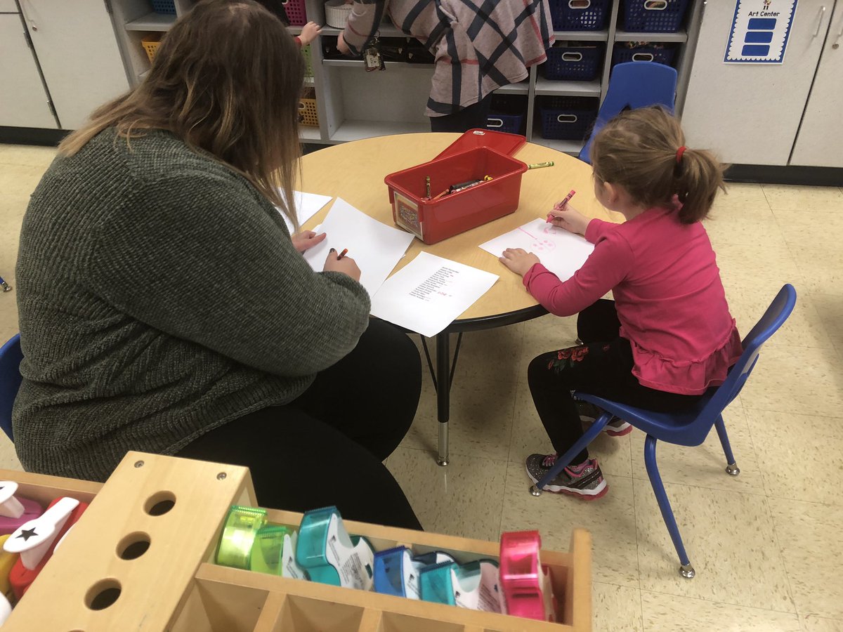 rivergrove85_5's tweet photo. The FIRST DAY of Preschool for All at River Grove School!! We are so happy to welcome our tiniest #rgroyals today ❤️!! What a wonderful opportunity for the #WeAreRG community https://t.co/RoGjJf1n4K